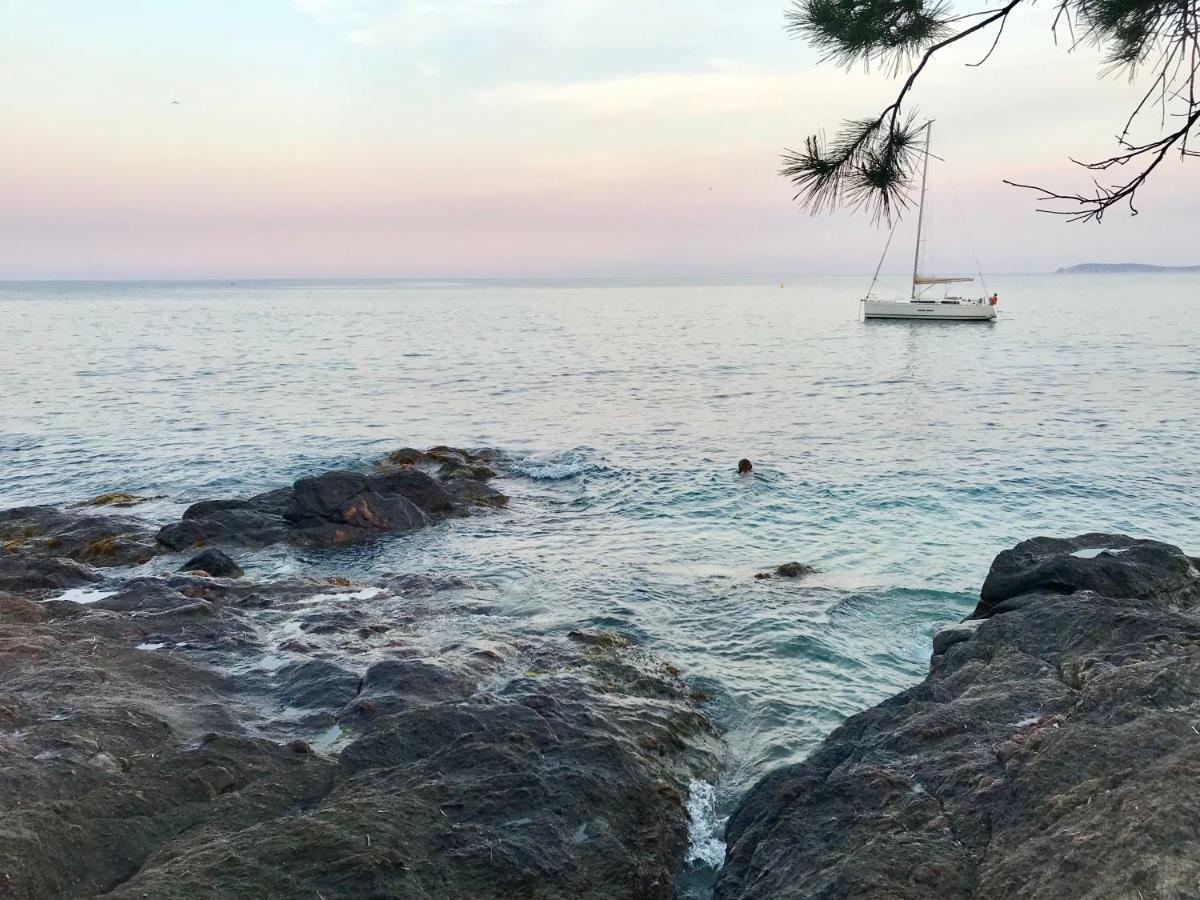 T2 Moderne Avec Jardin Διαμέρισμα Le Le Rayol-Canadel-sur-Mer Εξωτερικό φωτογραφία